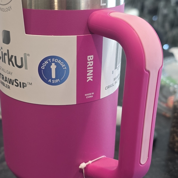 Cirkul 40oz StrawSip Double-Wall Insulated Stainless Steel Tumbler Hot Pink - Picture 2 of 2